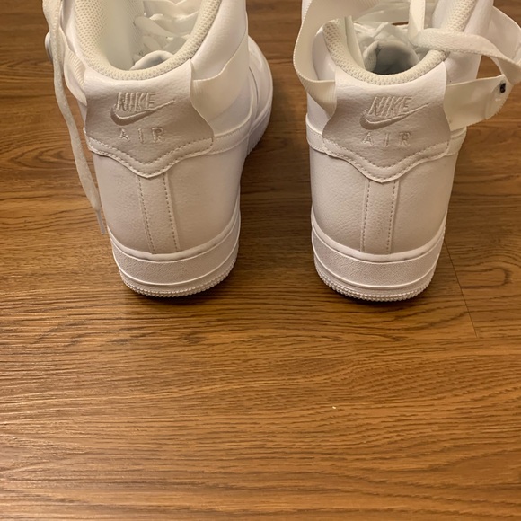 Nike Air Force 1 - 07’ - White / Excellent Conditioning - Picture 4 of 6